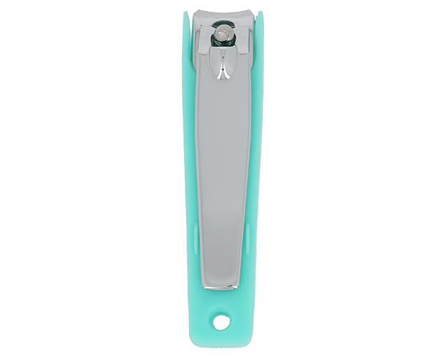 Manicure nail clipper with reservoir