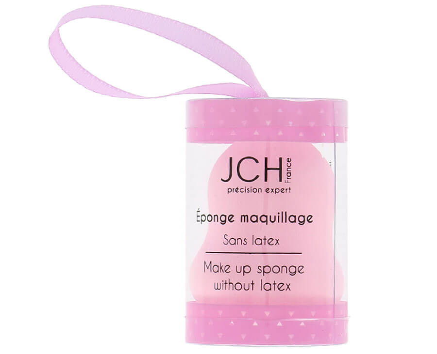 Small makeup sponge